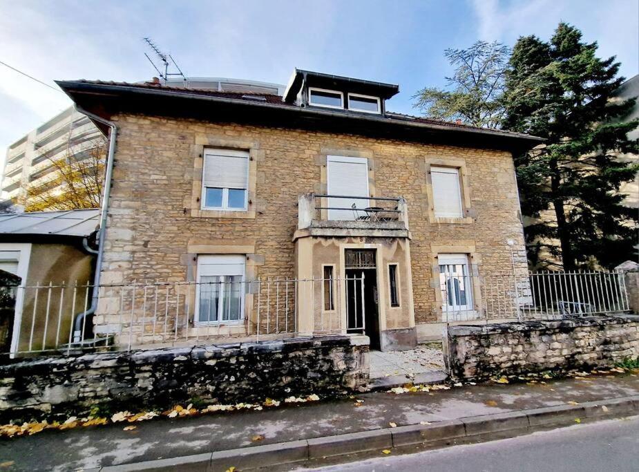 "Le Bisontin", Studio Cosy Au Calme, Proche De La Gare Besanzón Exterior foto